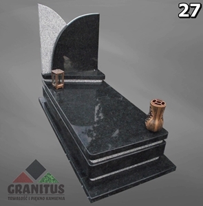 27 pomnik pojedyńczy nowoczesny